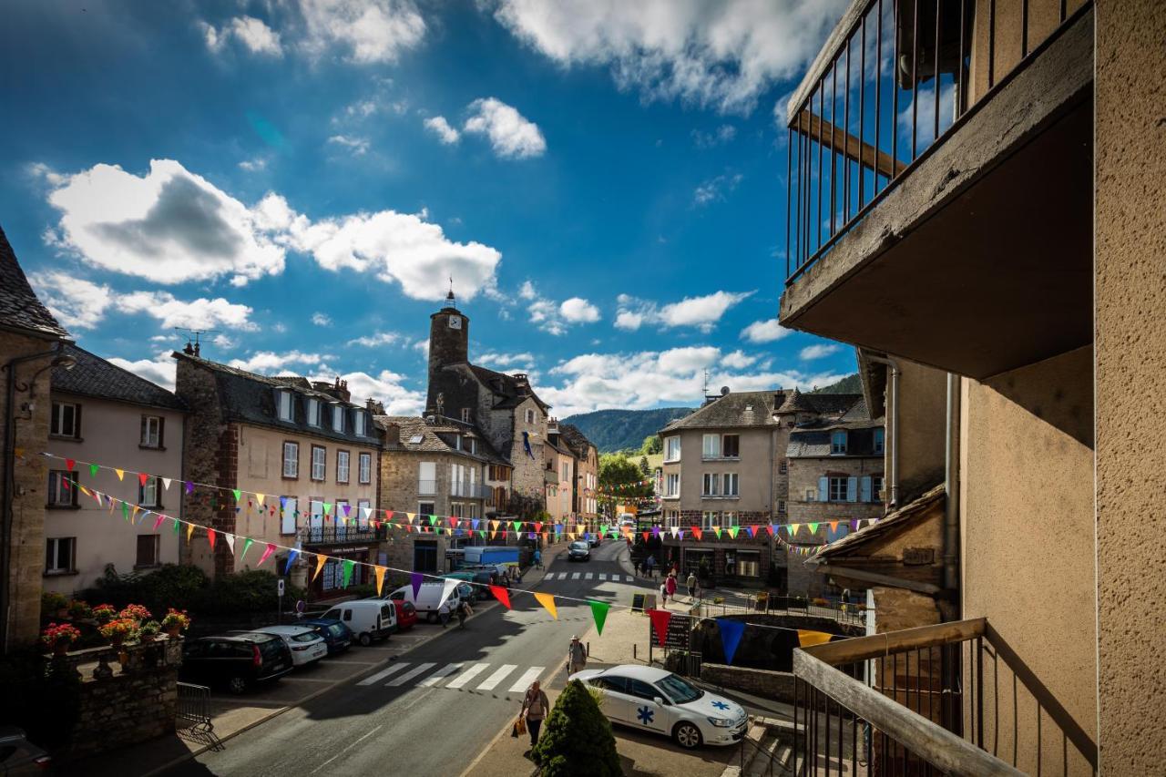 Logis Hotel Restaurant Du Commerce La Canourgue Luaran gambar
